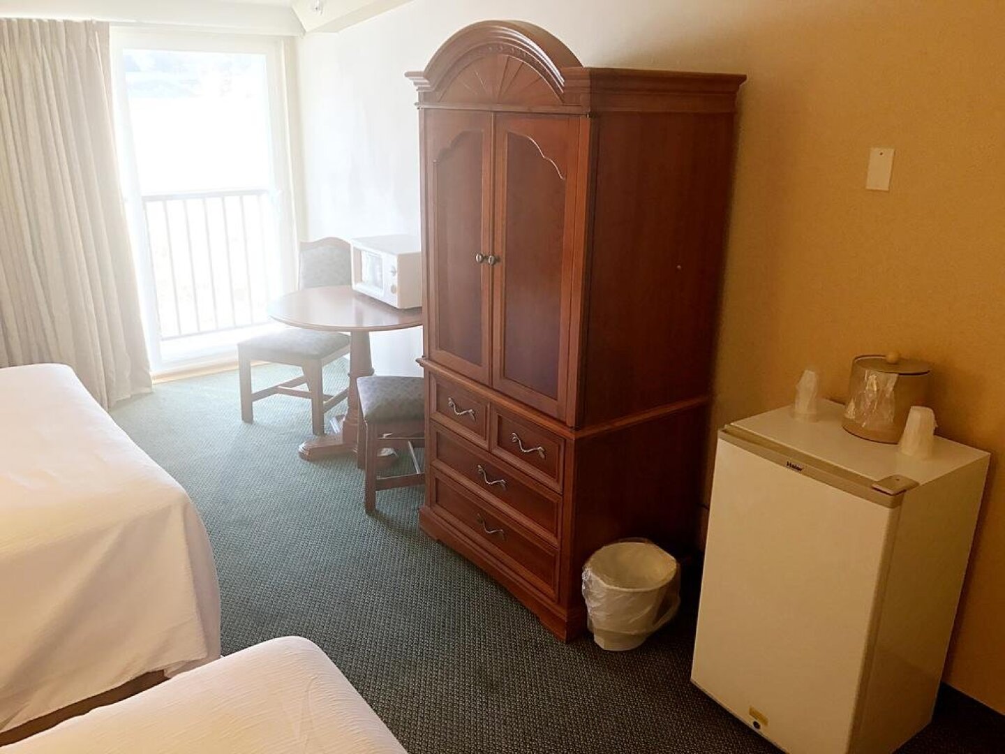 White River Inn and Suites