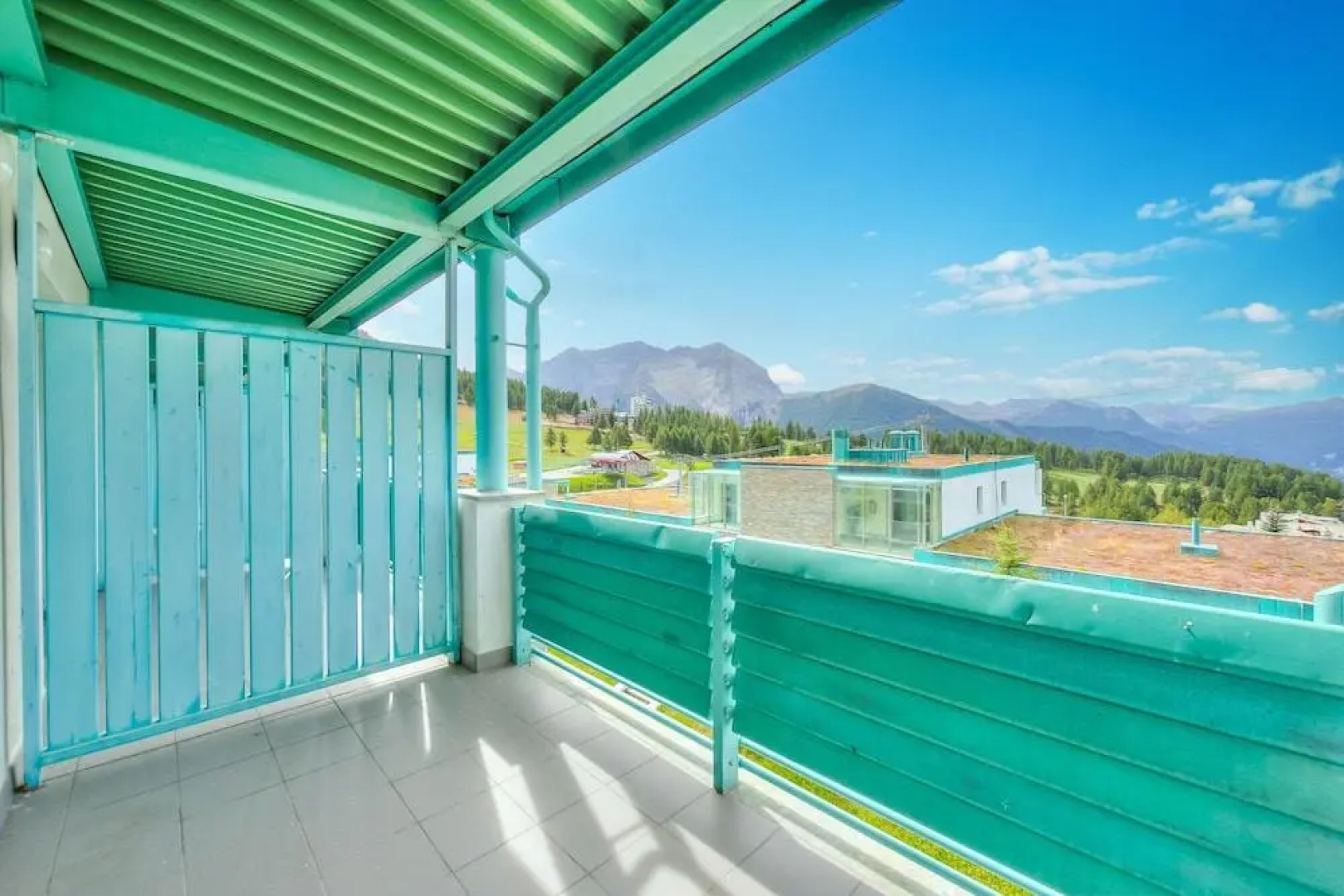 Teleo 103 Ski In - Ski Out 50m