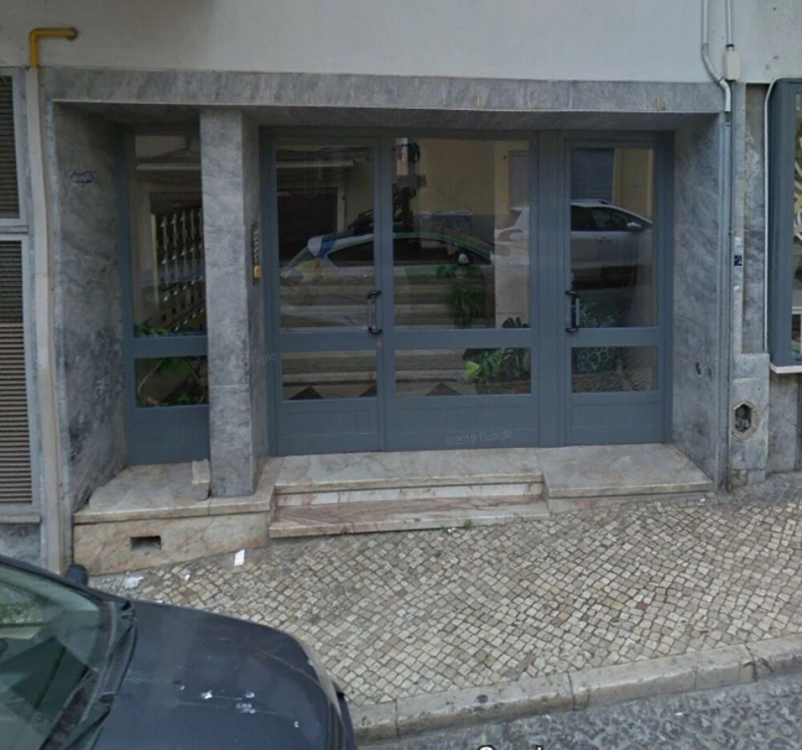 Sunny Apartment with Patio, By TimeCooler