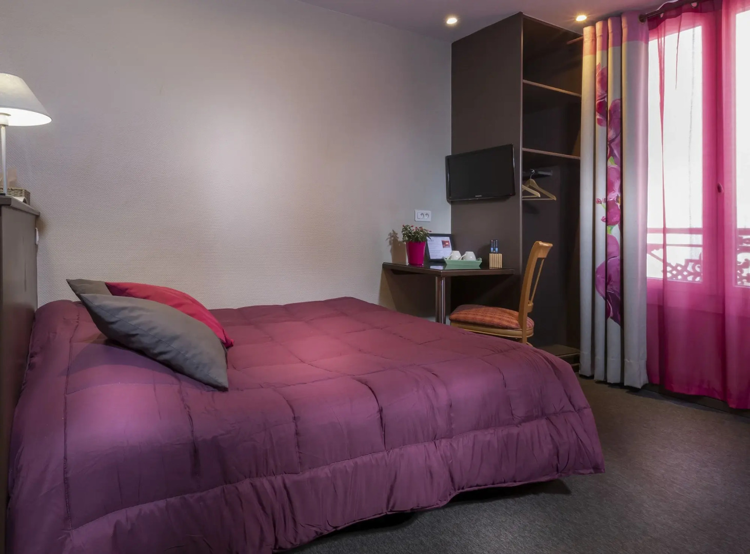 Montsouris Orléans Hotel