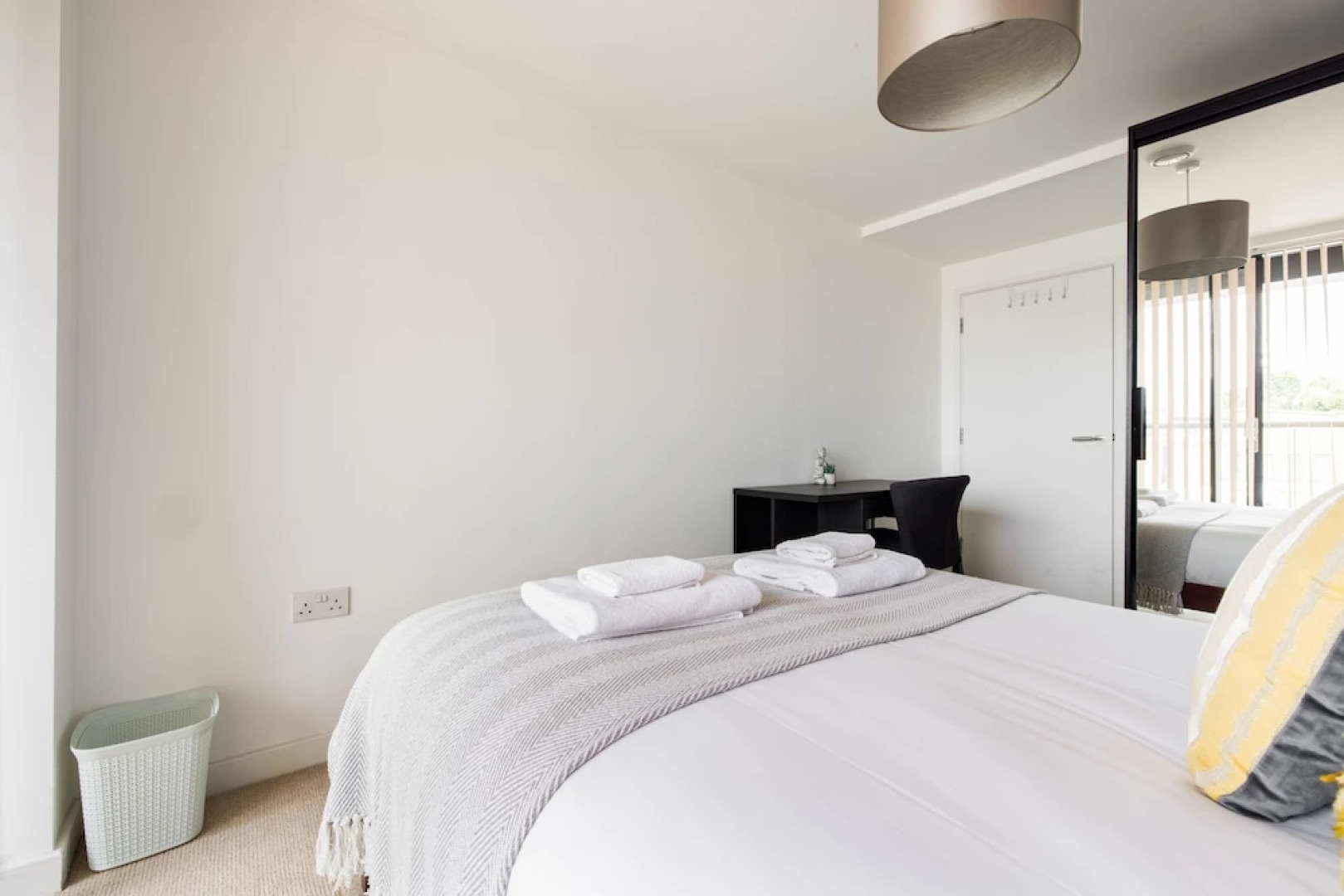 2 Bed Apartment in Shoreditch