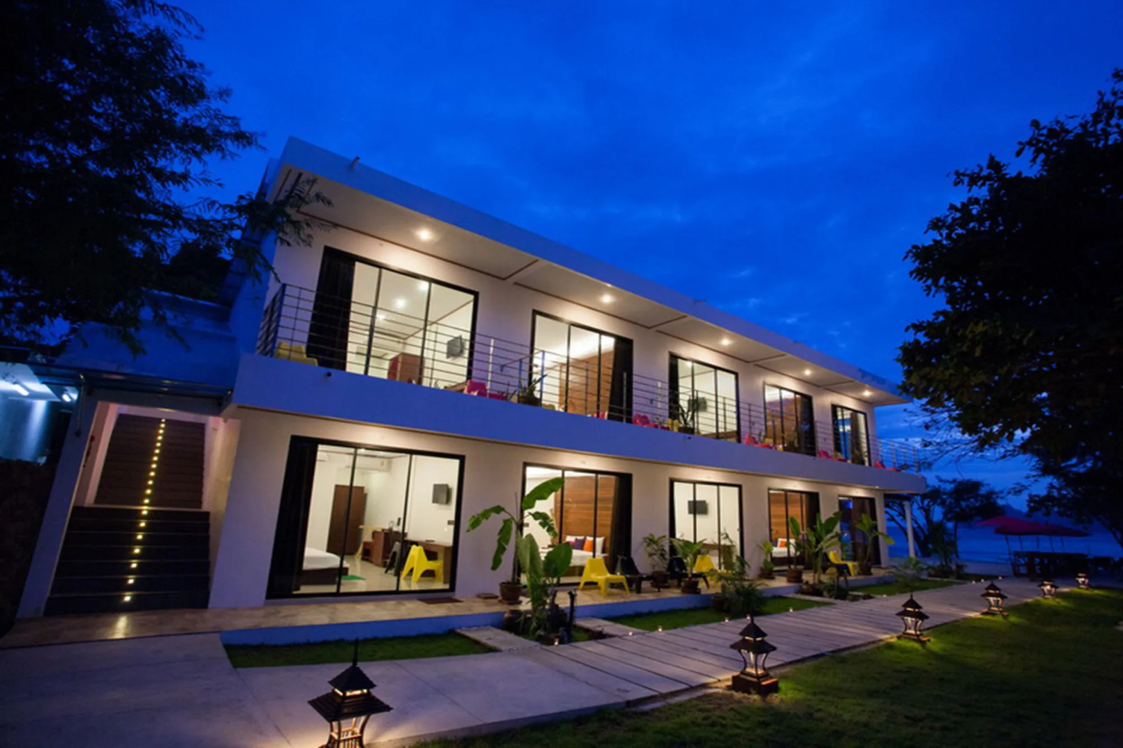 Paradise Resort PHI PHI