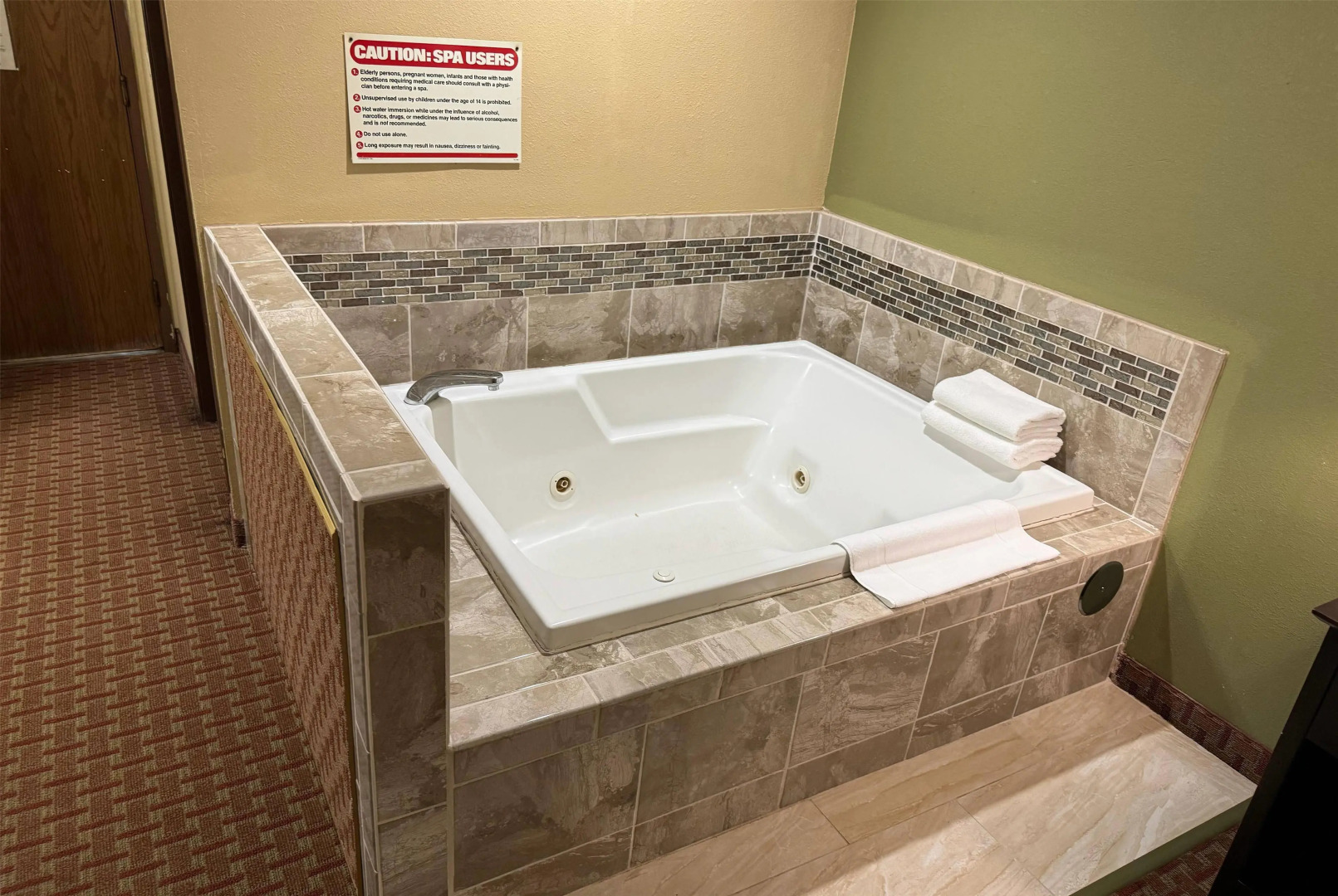 Super 8 by Wyndham DeKalb IL