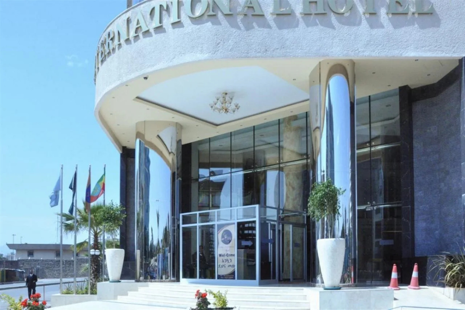 Elilly International Hotel