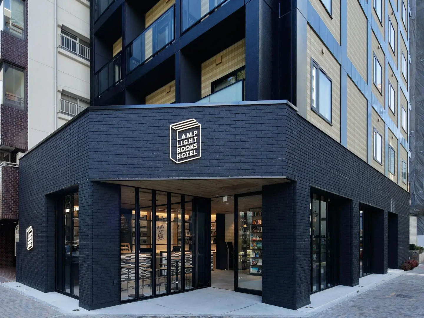 LAMP LIGHT BOOKS HOTEL nagoya