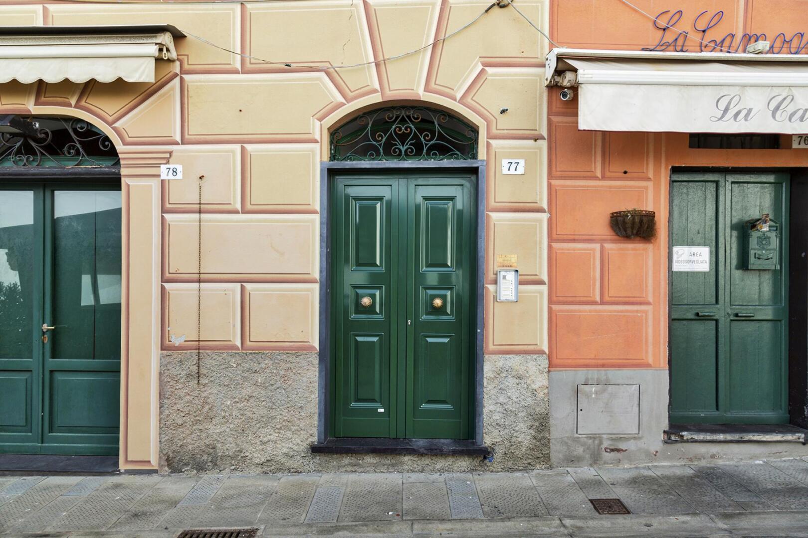 Il Mare di Camogli da un oblò
