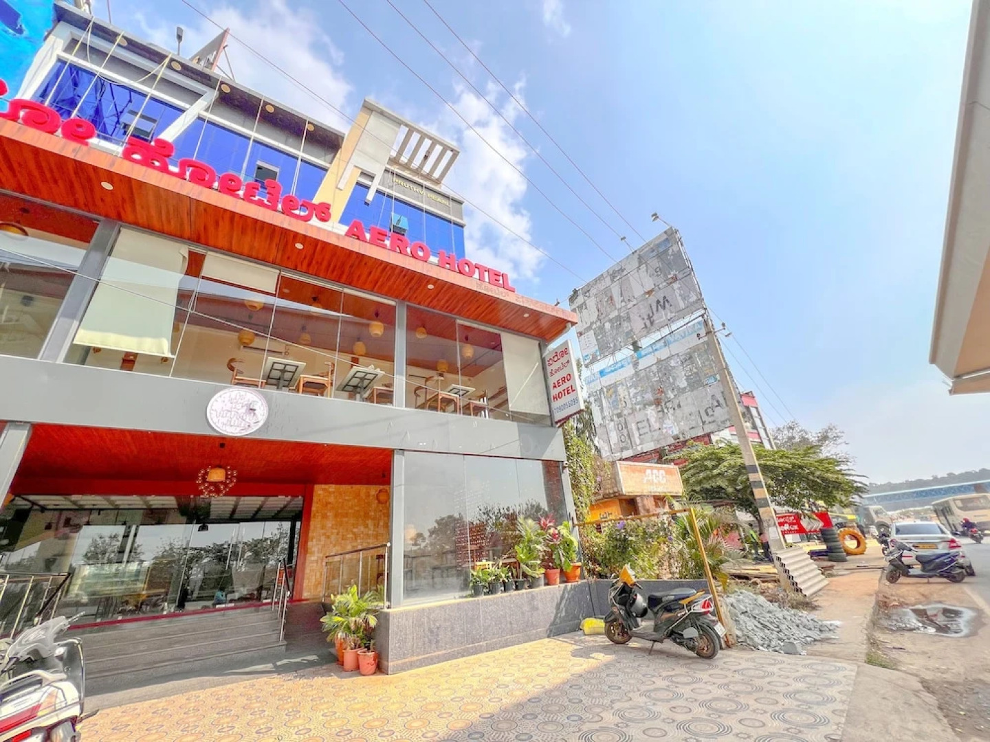 Aero Hotel Near Bangalore International Airport