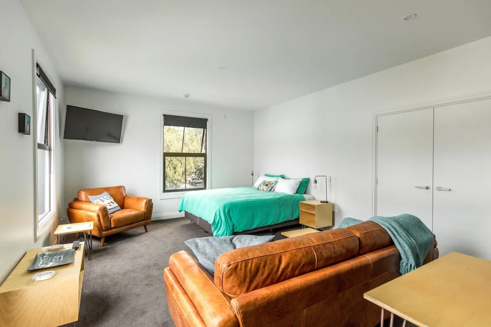 Provincial Apartment 1