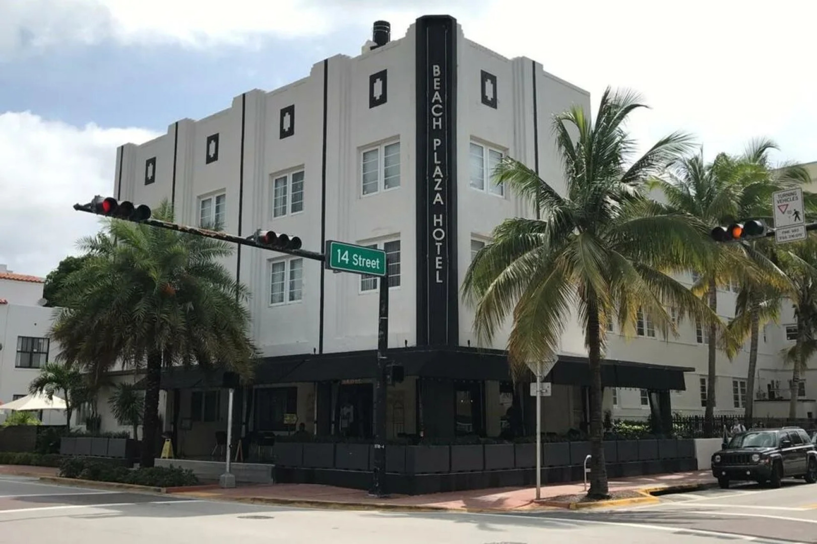 The Beach Plaza Hotel & South Beach Plaza Villas