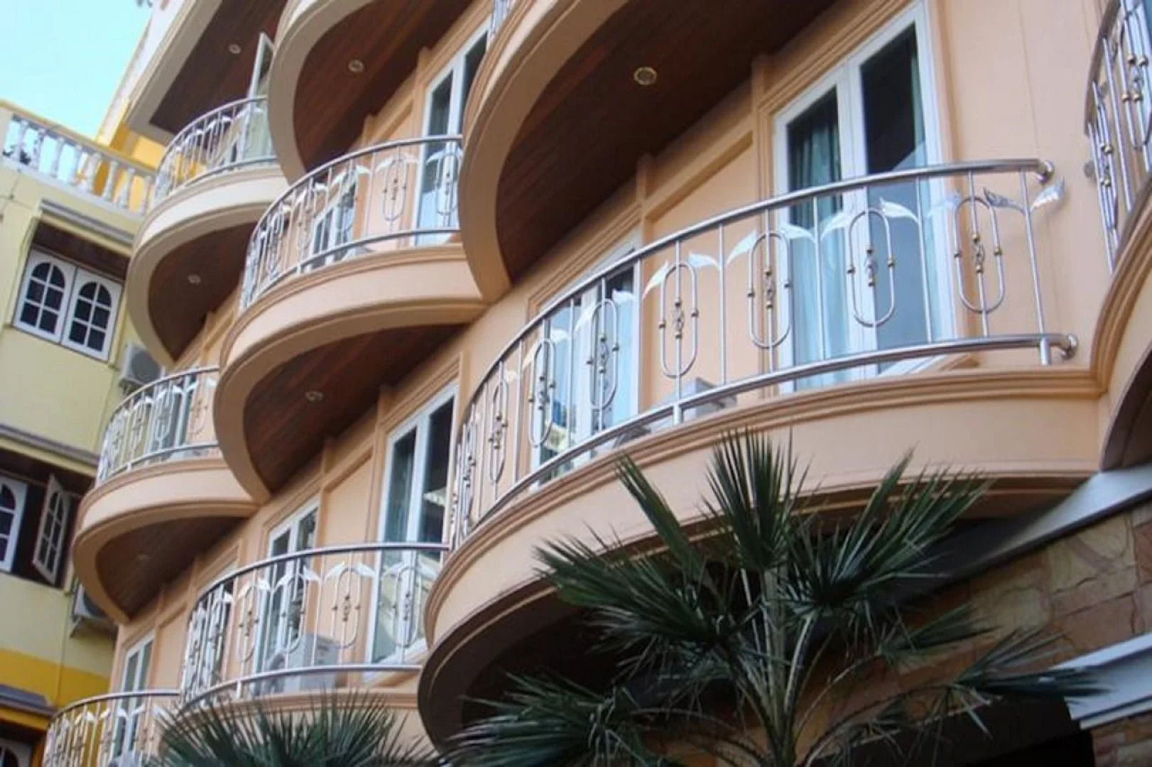 P72 Hotel Walking Street Pattaya