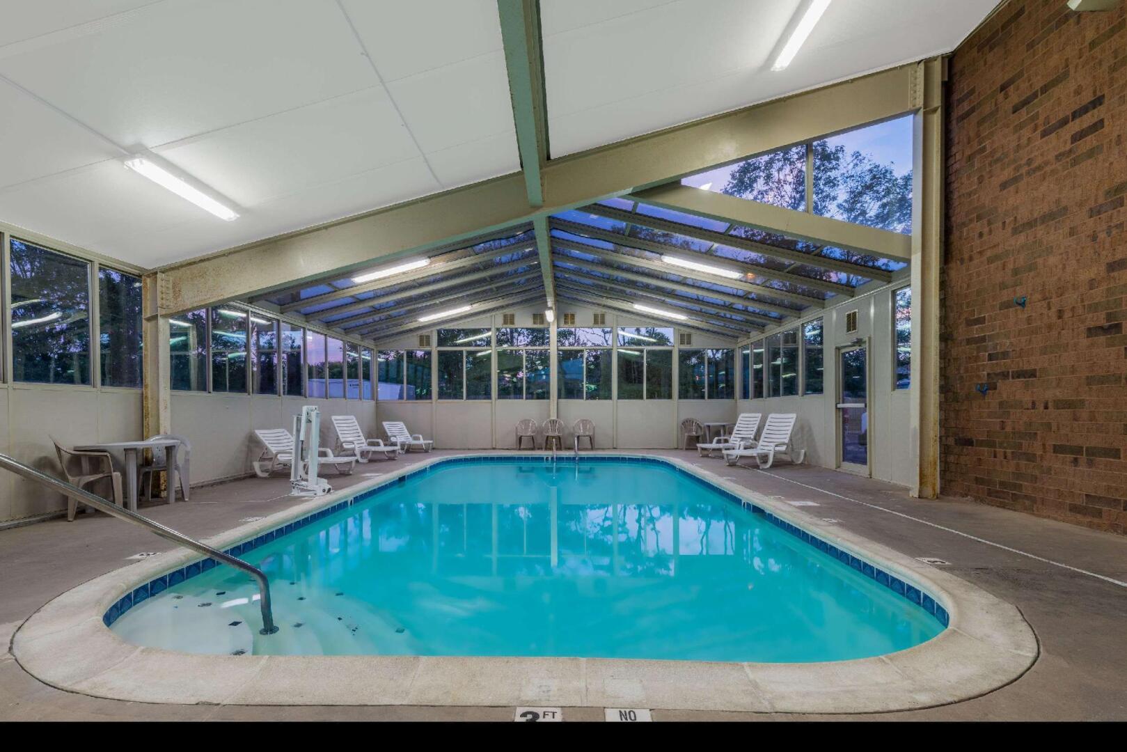 Quality Inn & Suites Louisville East