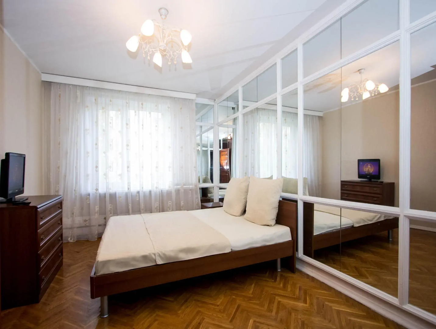 Улучшенные апартаменты «Apartlux Вернадского Superior»