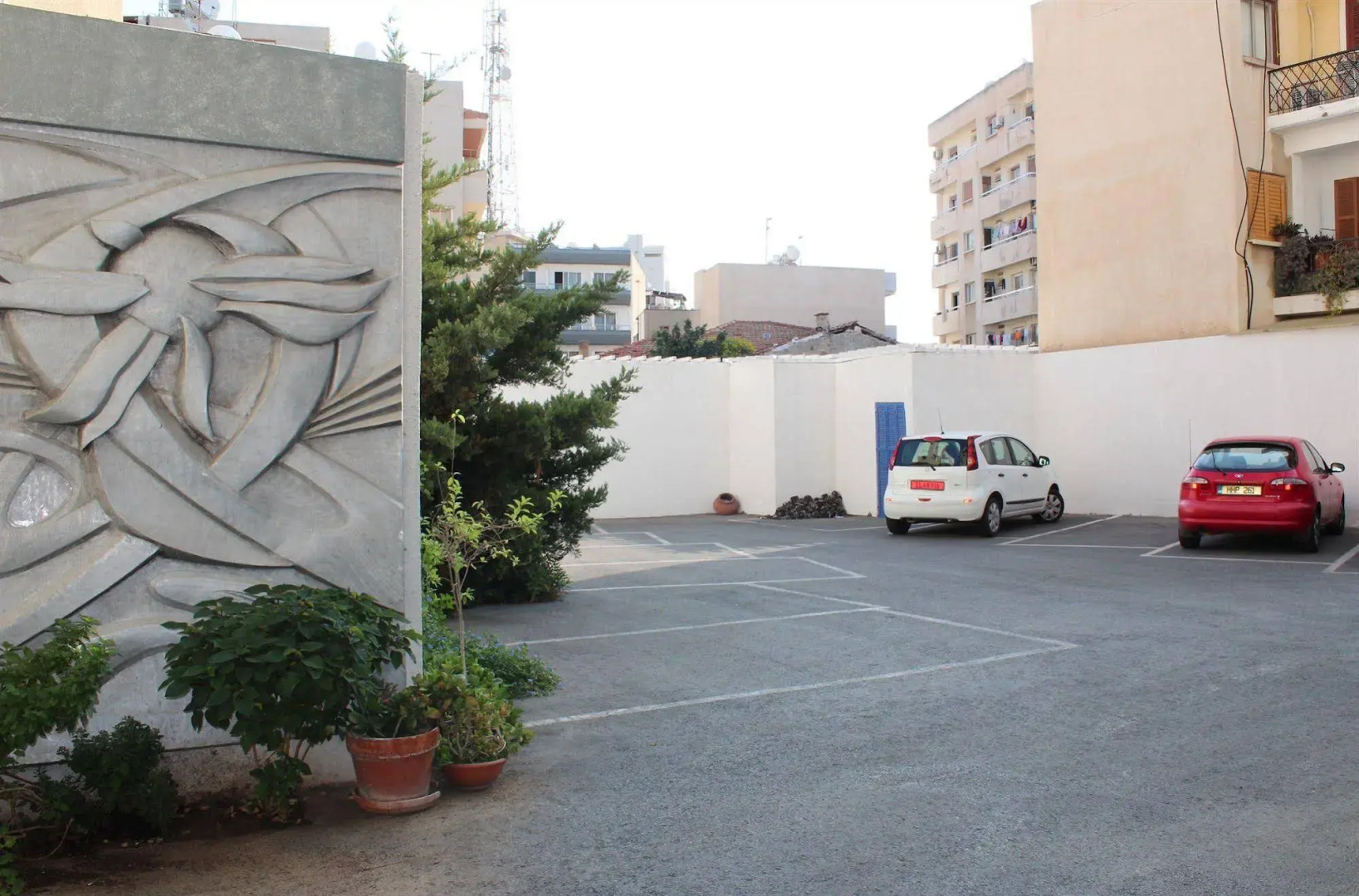 Eleonora Hotel Apartments