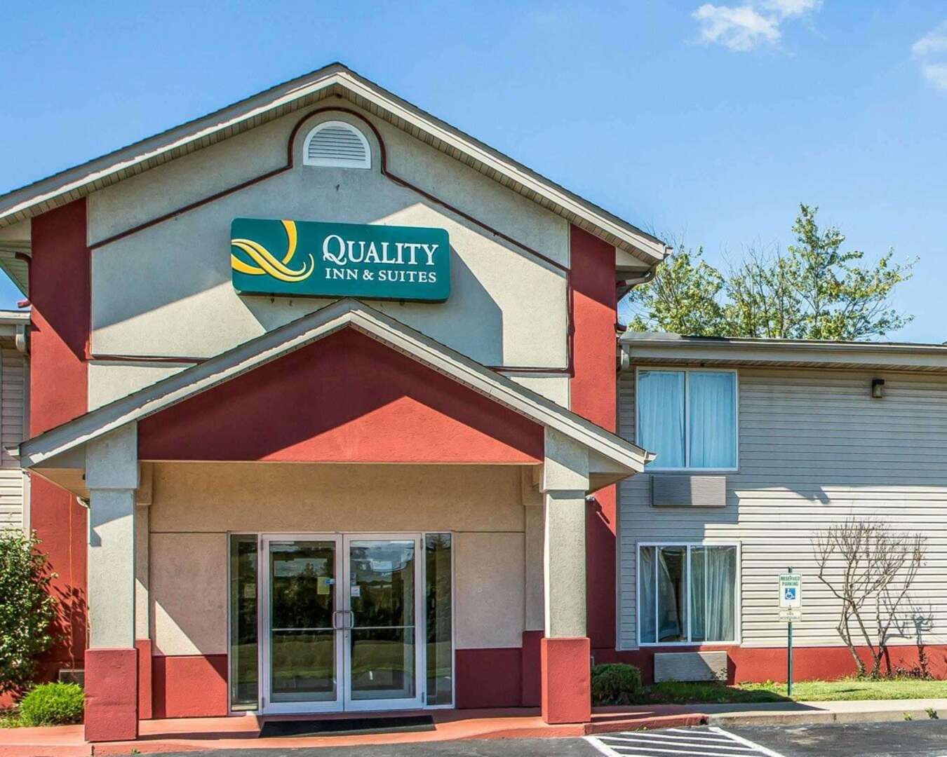 Quality Inn & Suites Middletown - Franklin