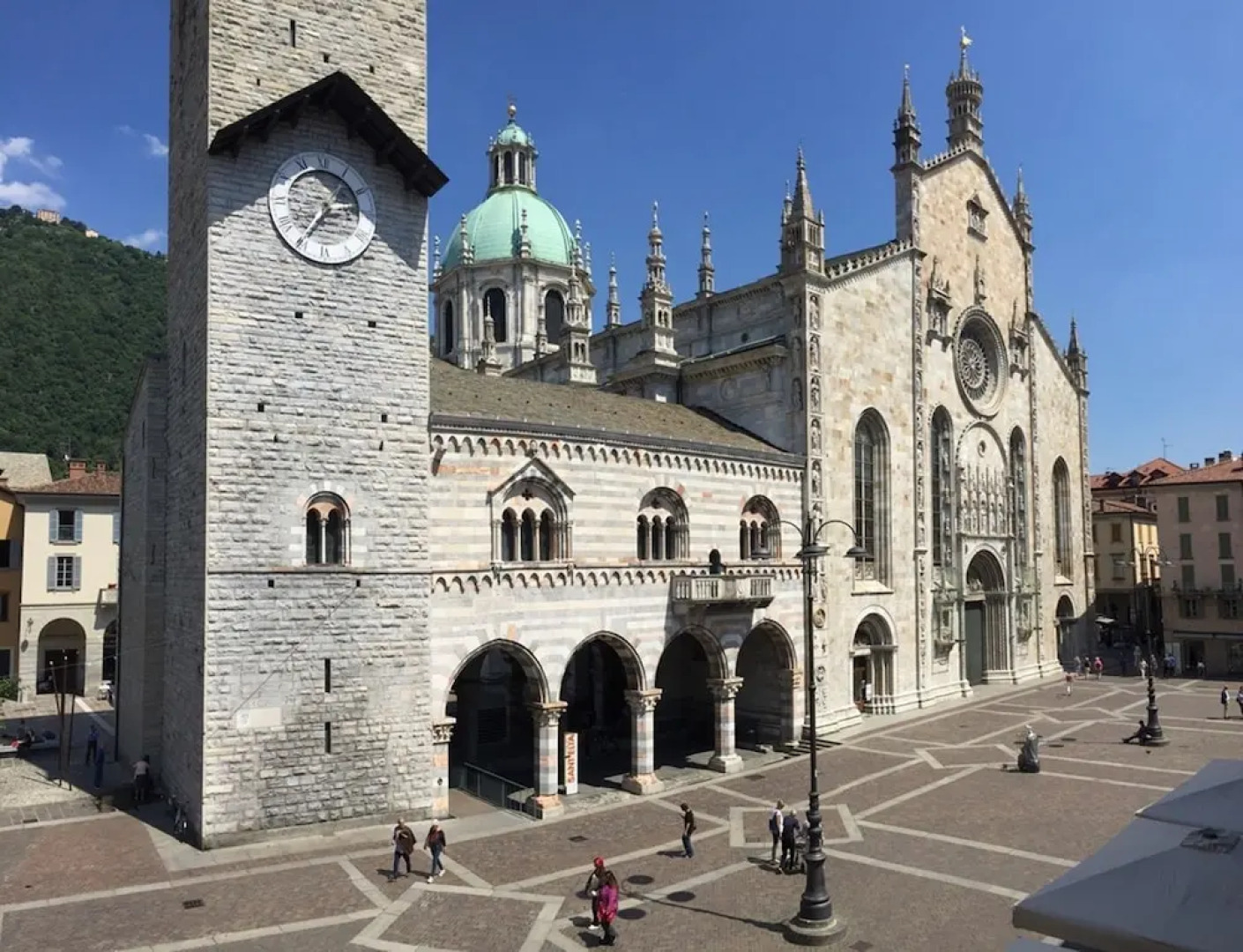 Logicasa Apartment Tower Gate