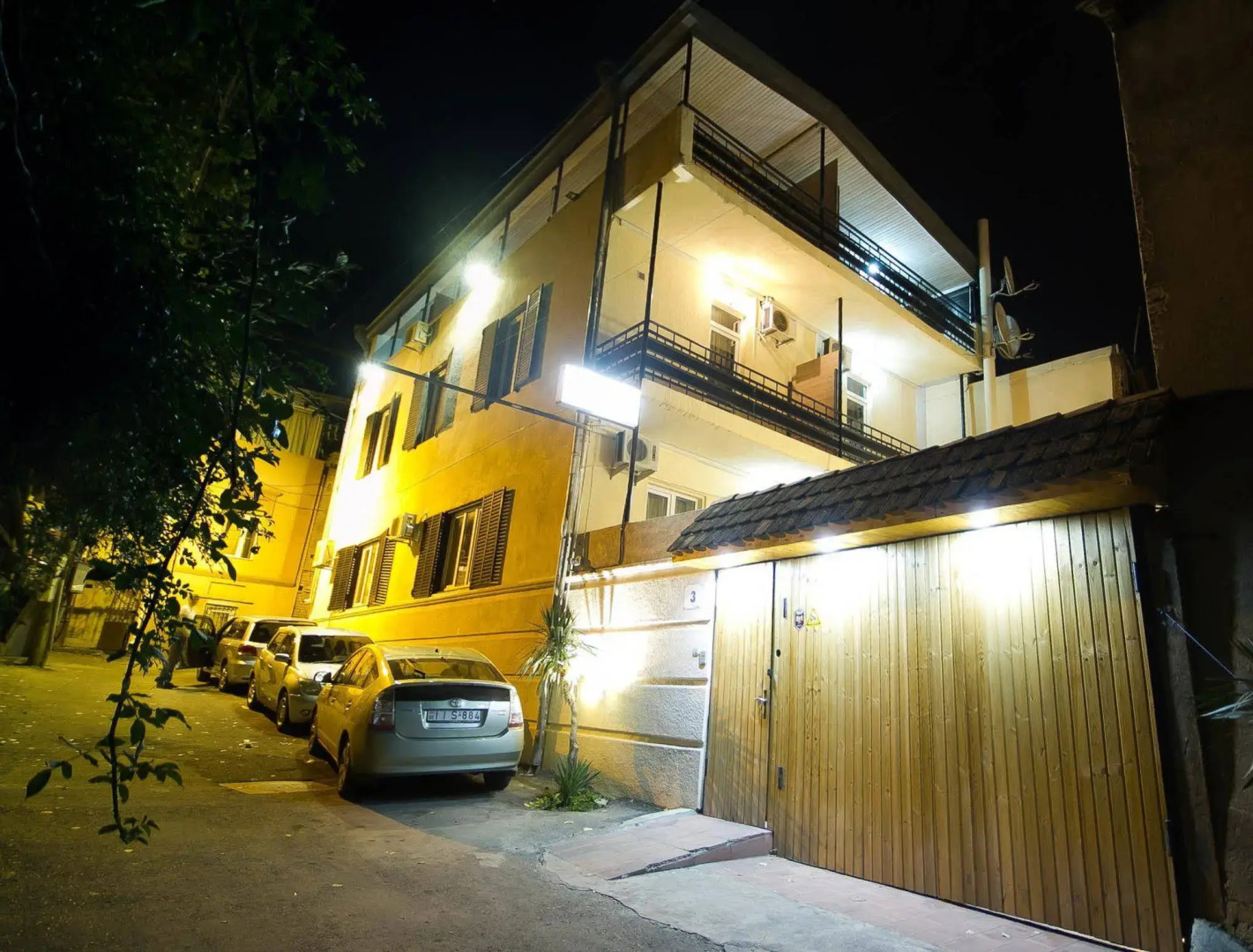 Отель Log Inn Boutique