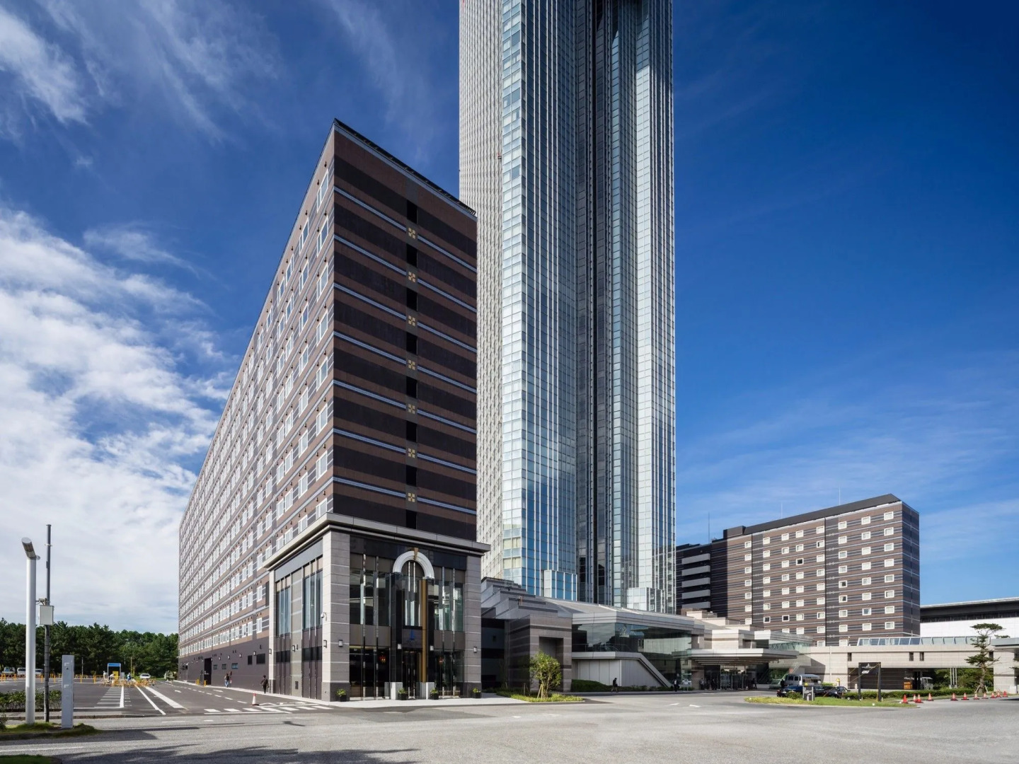 Отель APA Hotel & Resort Tokyo Bay Makuhari