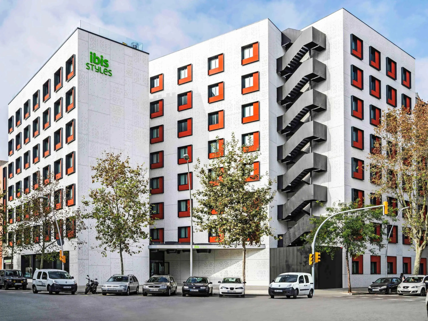 Отель ibis Styles Barcelona City Bogatell