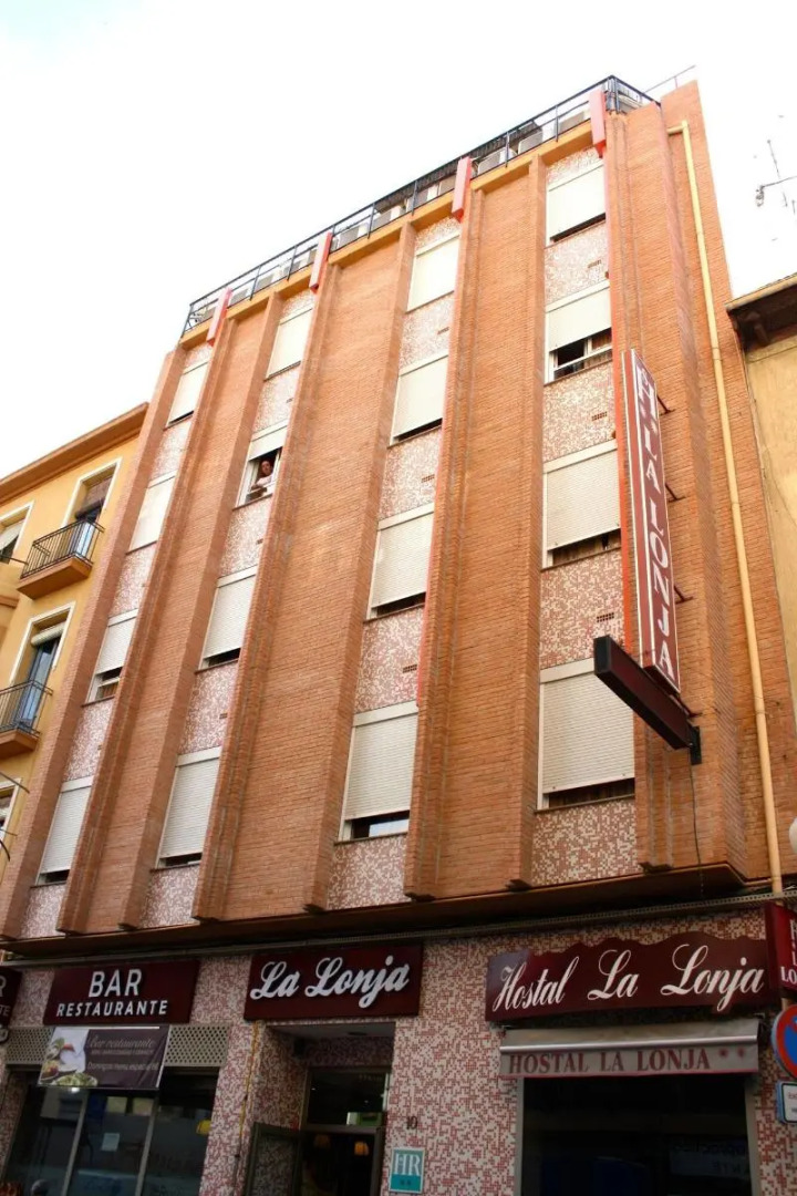 Hostal La Lonja