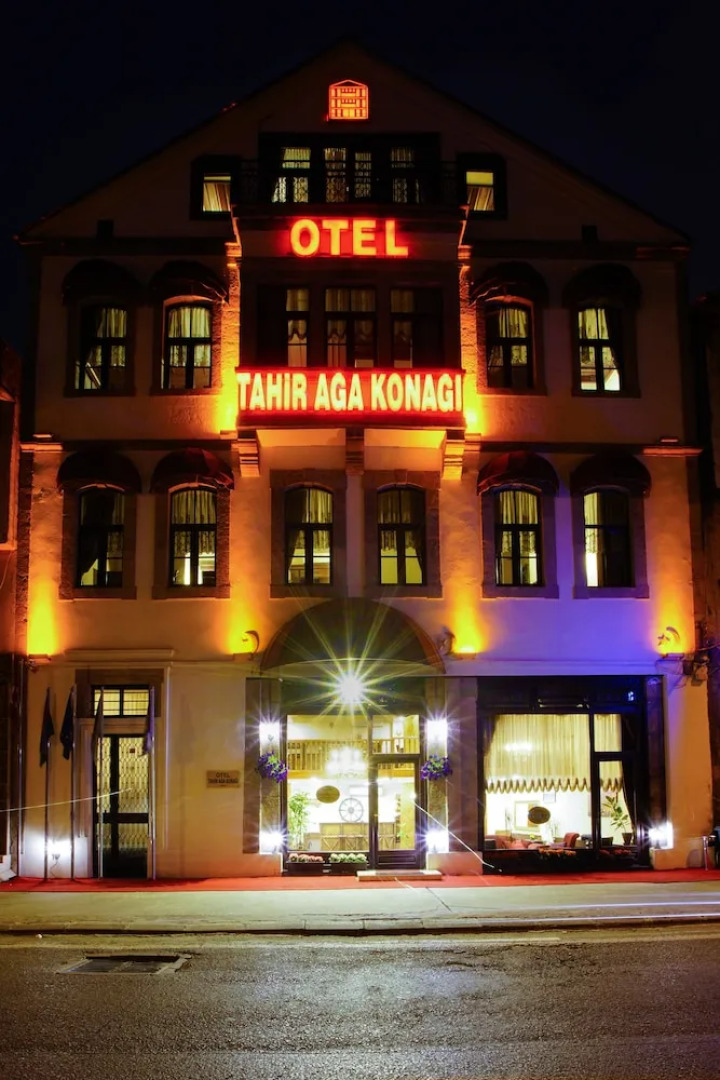 Otel Tahir Aga Konagi