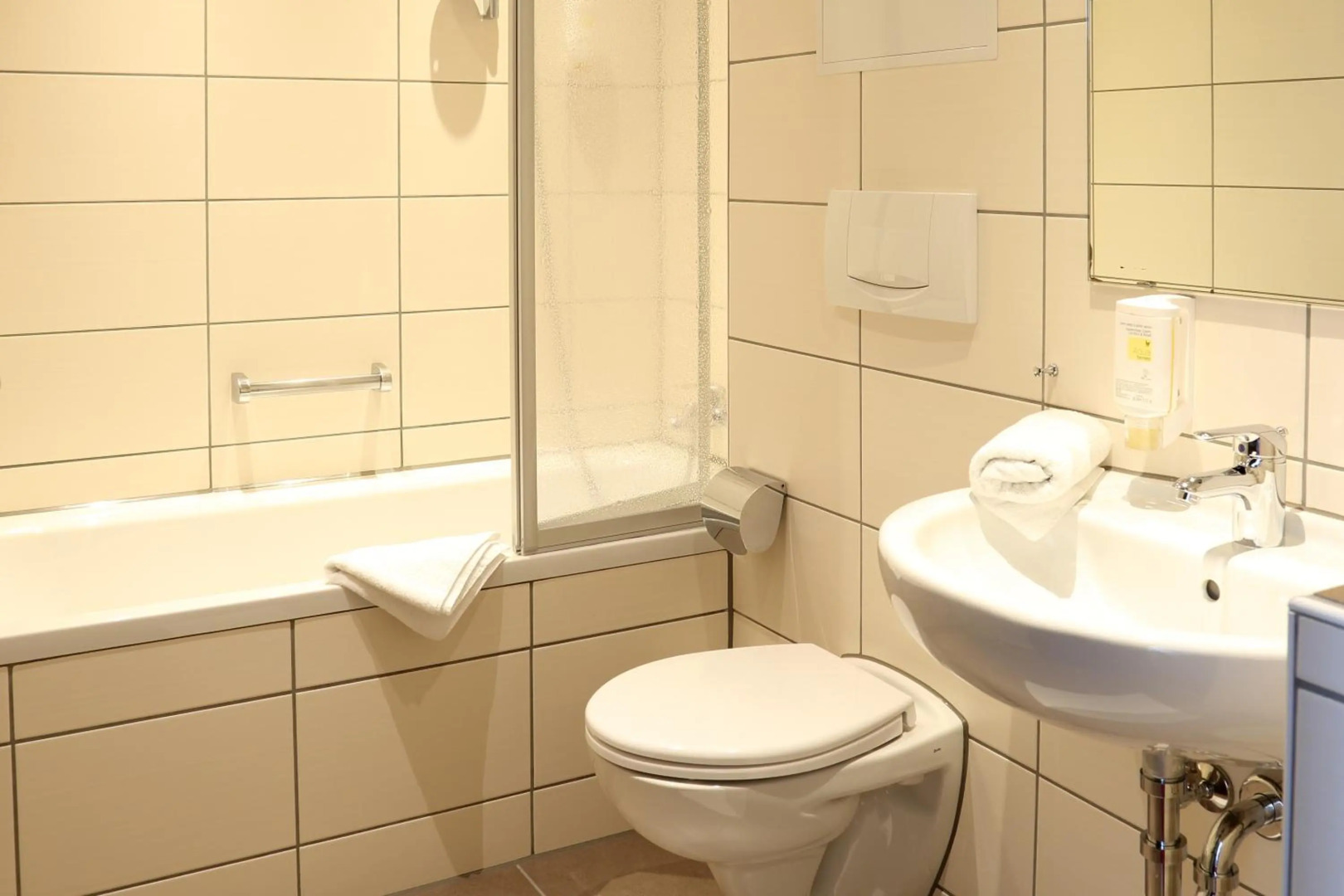 Lobinger Hotel - Weisses Ross