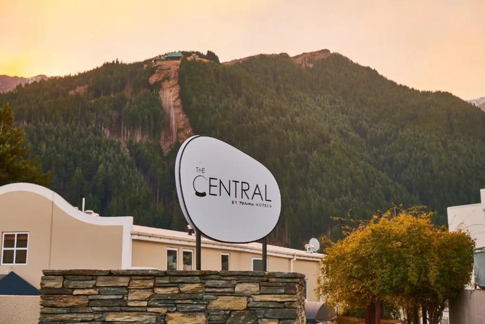 The Central Hotel Queenstown, A Naumi Chapter
