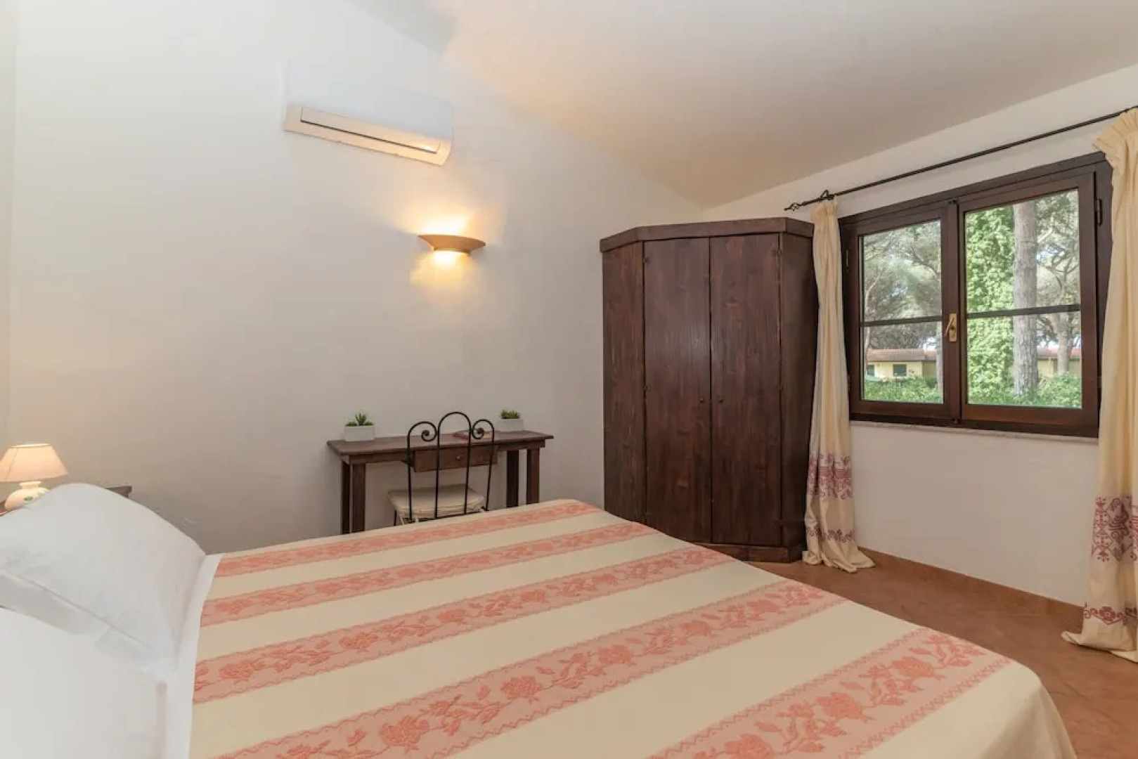 15 Ala Birdi Cottage 150m From The Beach