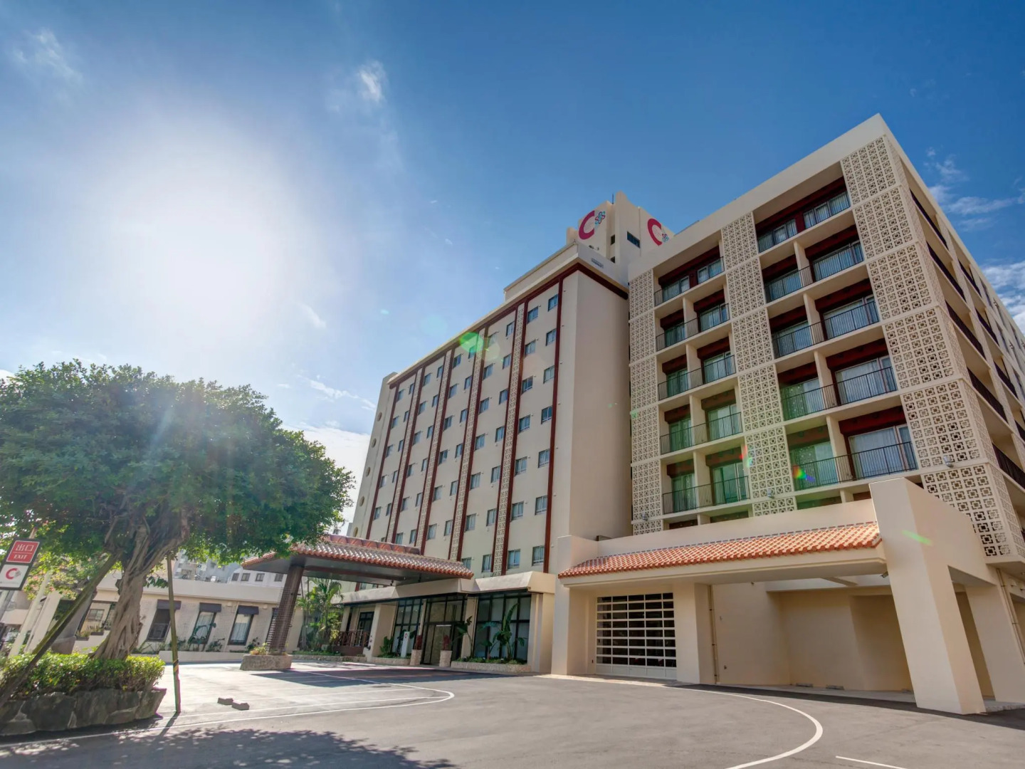 Community & Spa Naha Central Hotel