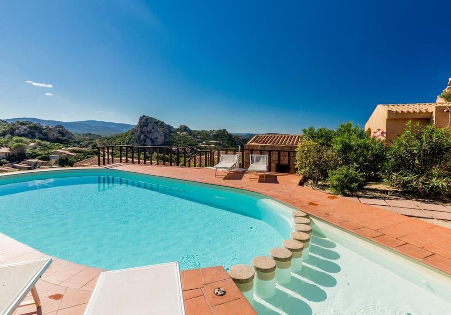 Villa Violetta 5 Rossa