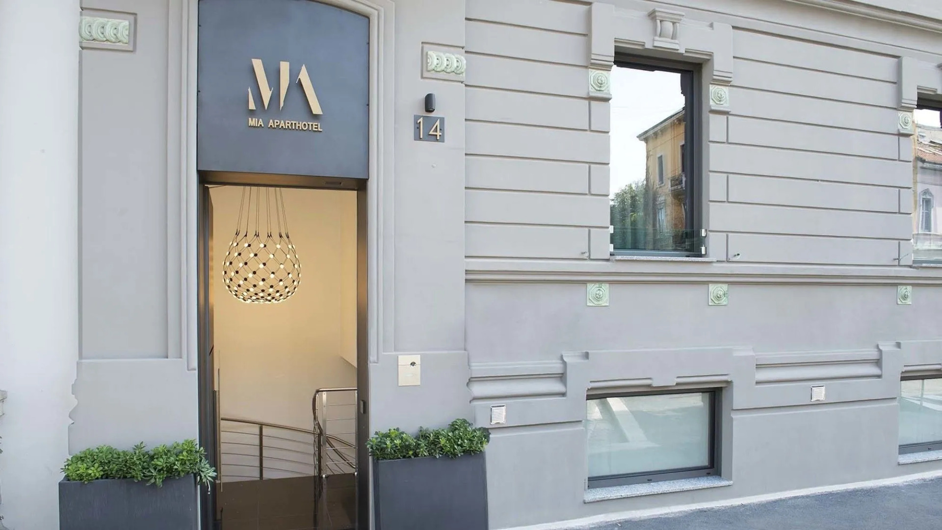 Gatto Bianco Mia Aparthotel