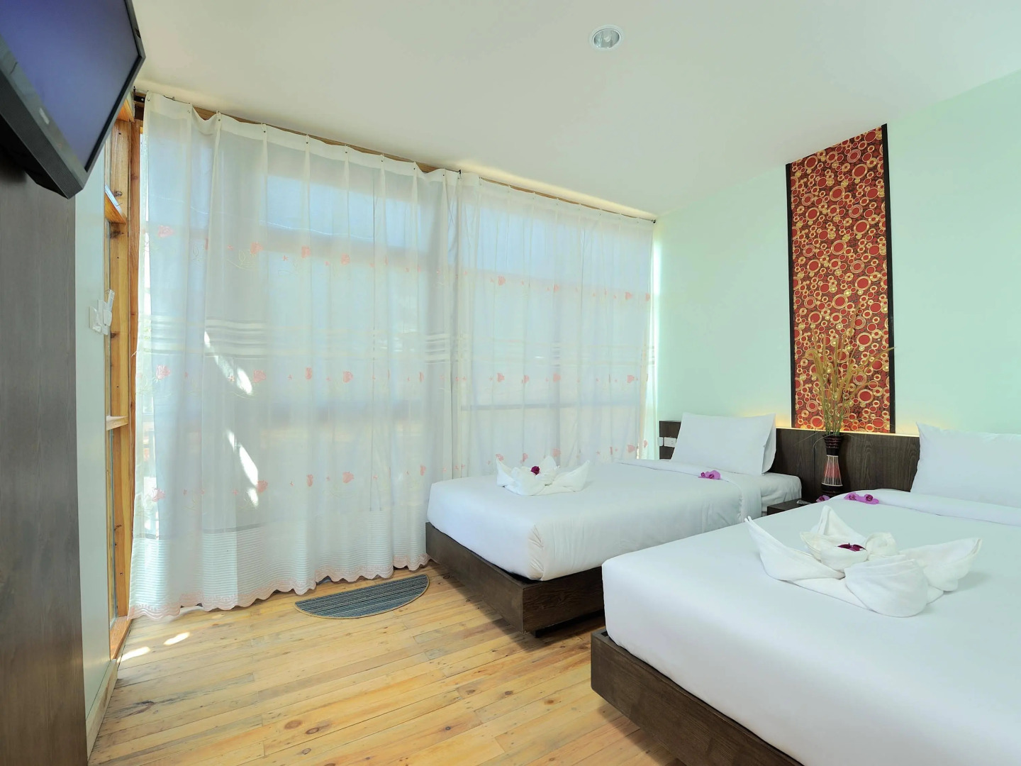 Phi Phi Sea Sky Resort