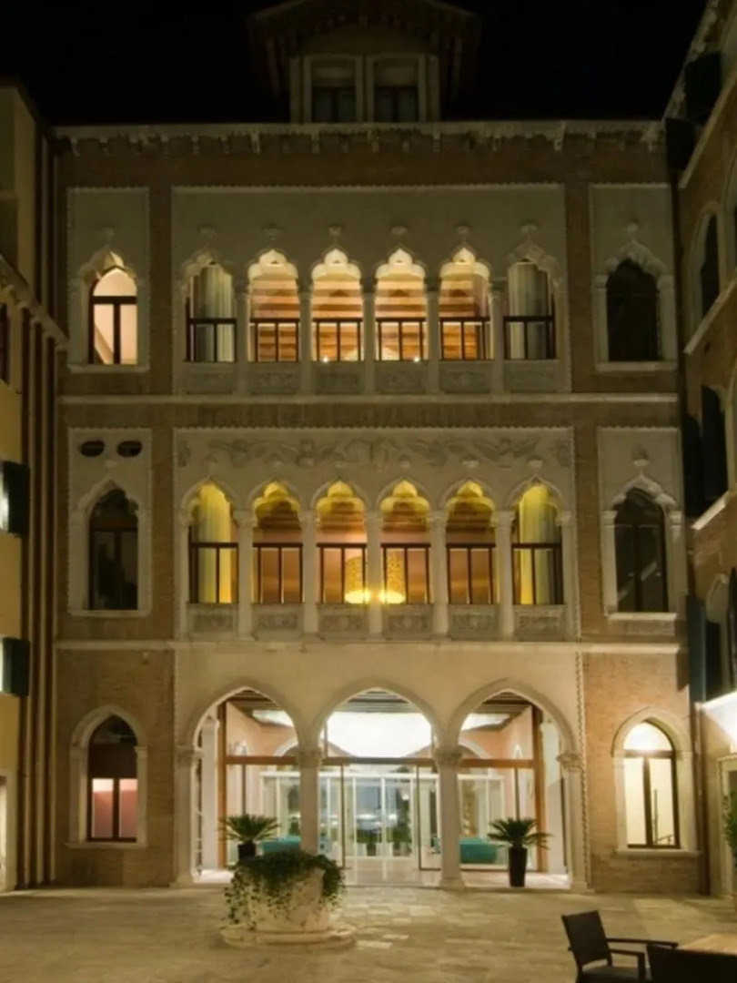 Отель Sina Centurion Palace