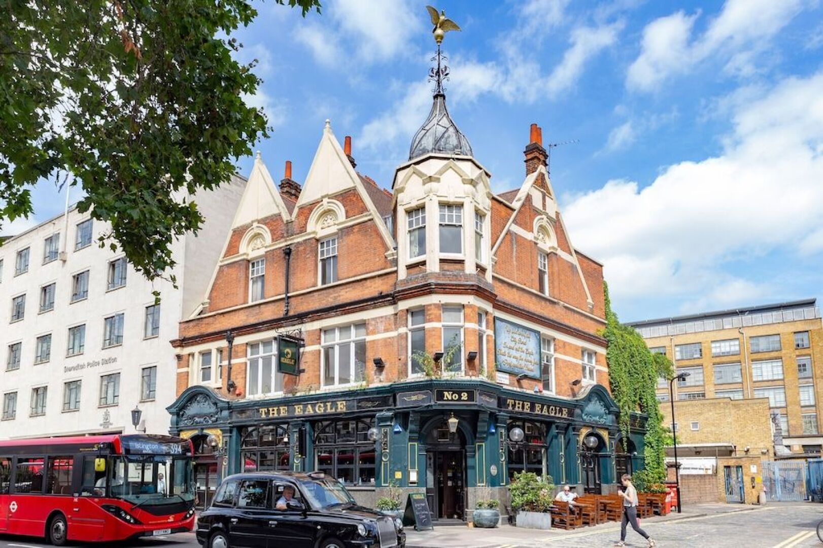 One bedroom apartment City Road