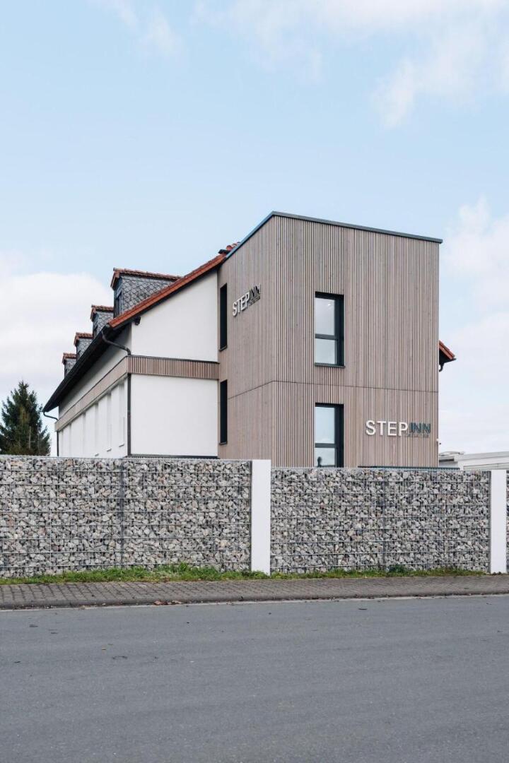 Step Inn The Fair Hotel