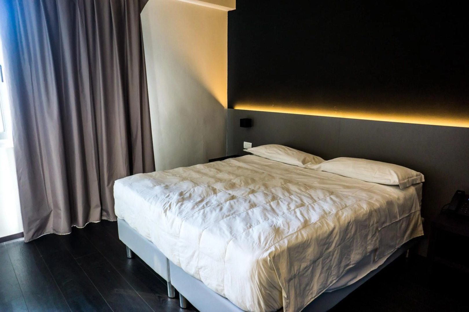 Venice Terminal Apartments & Suites