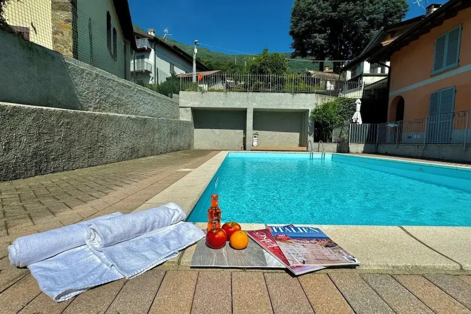 Pianello Charming Lake View