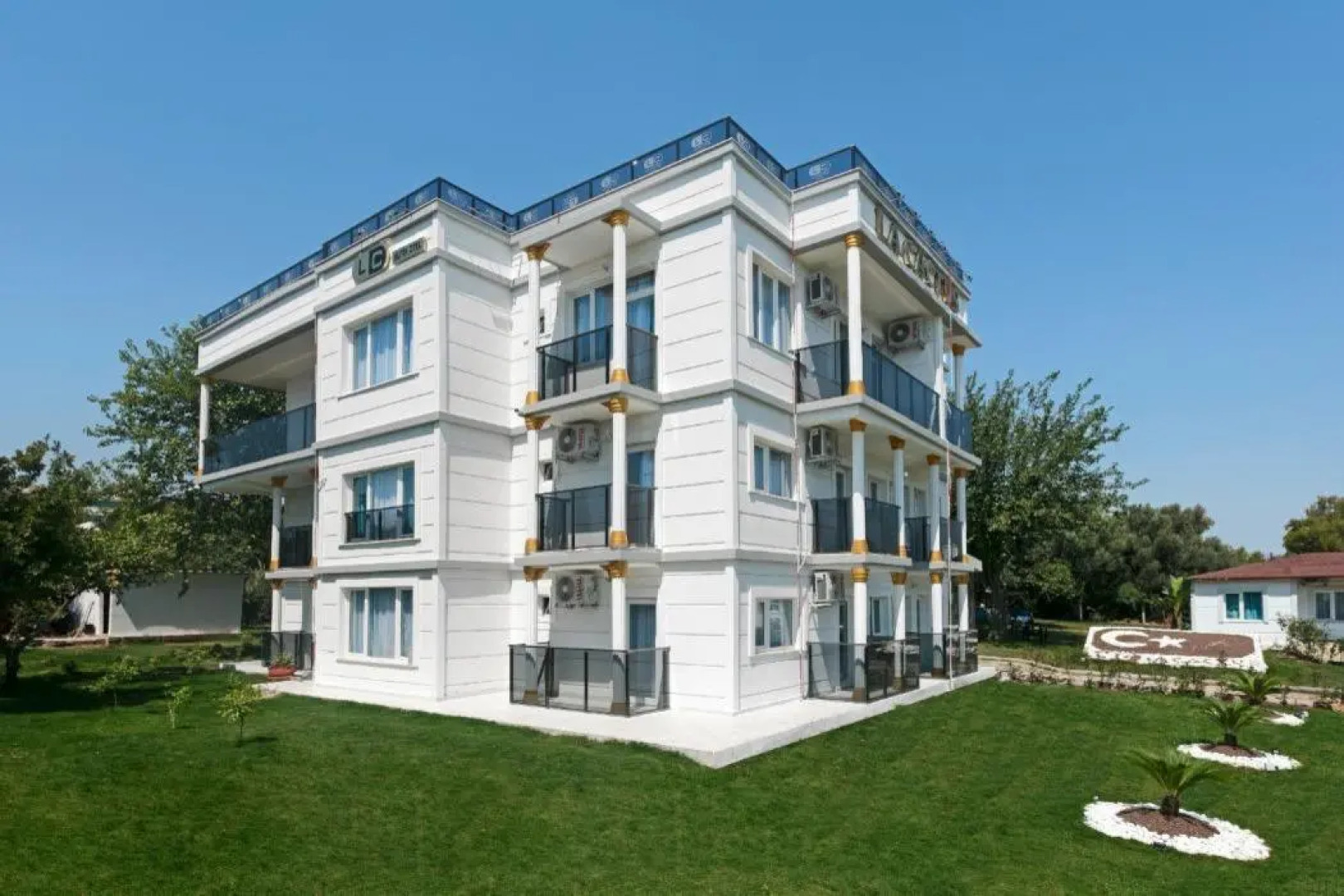 La Cactus Boutique Hotel