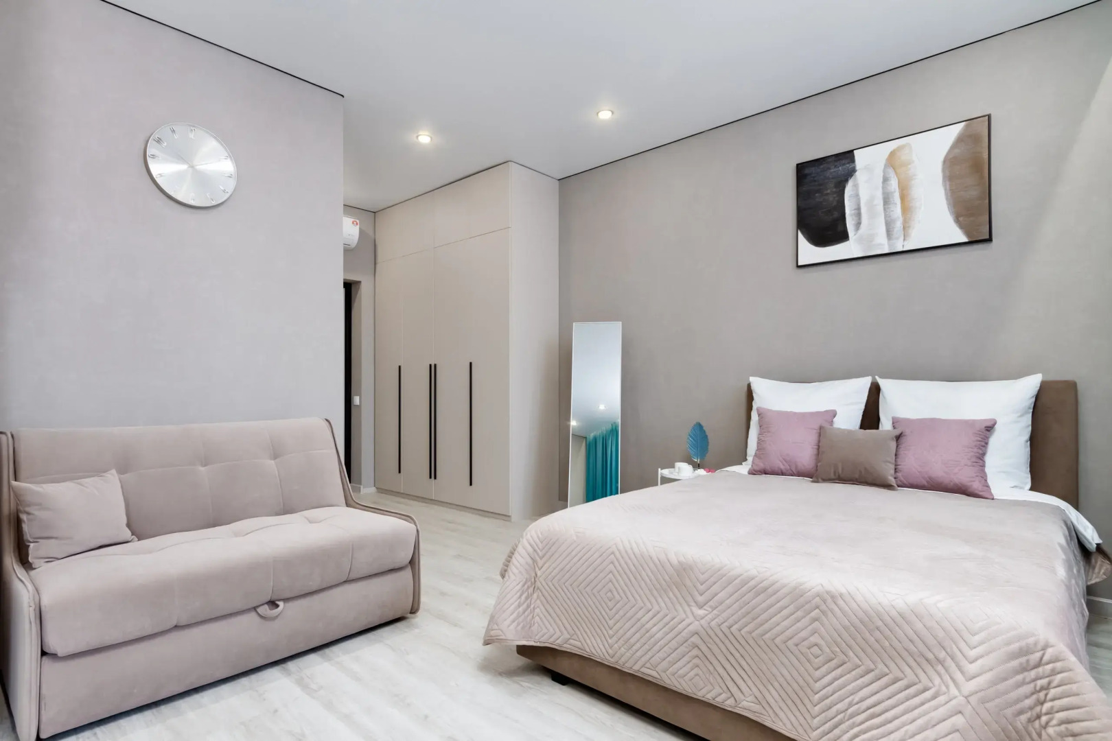 Апартаменты Студия в Новом Жк Грандо