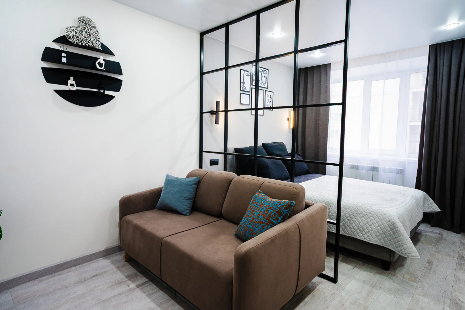 Квартира Дизайнерская на Маршала жукова