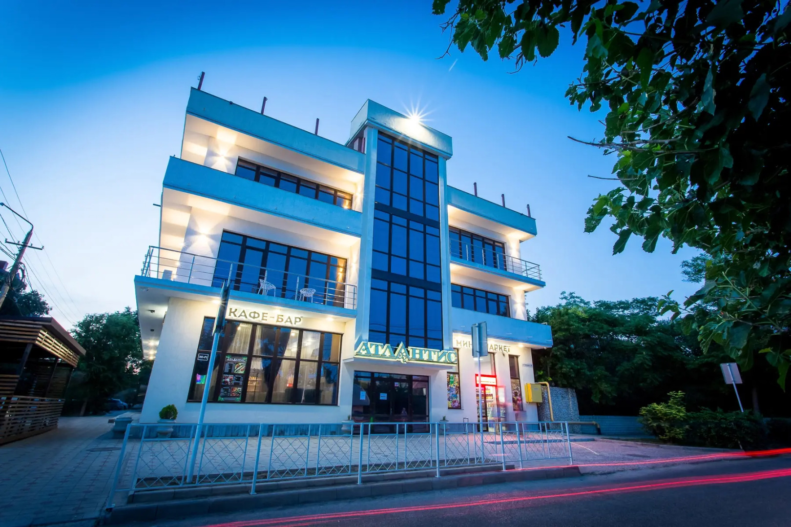 Отель Атлантис