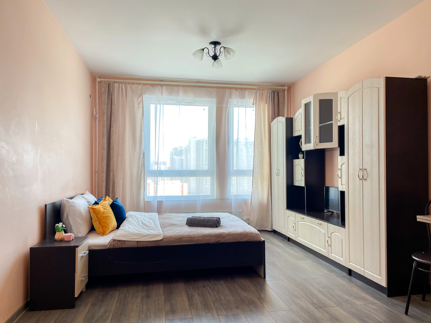 Апартаменты двухкомнатные RELAX APART – Молодёжная 61