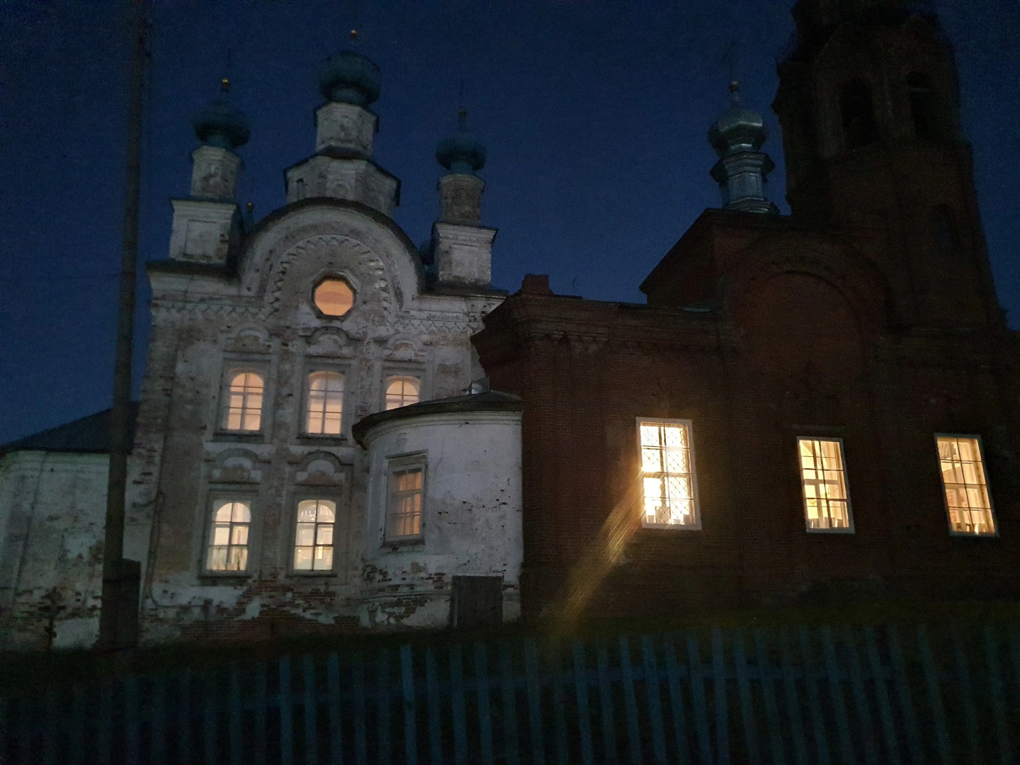 Квартира в старинном особняке Воскресенская - памятник провинциального классицизма