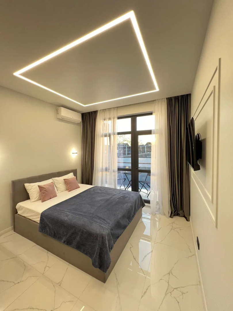 Апартаменты 3х местная студия студия с балконом и бассейном