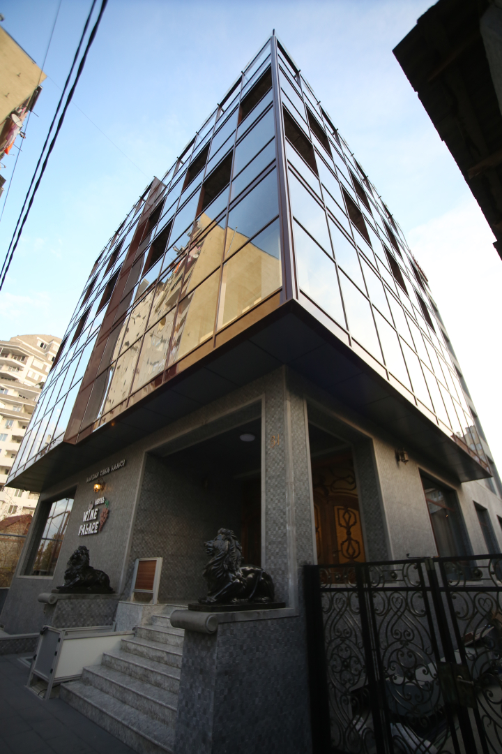 Отель Wine Palace