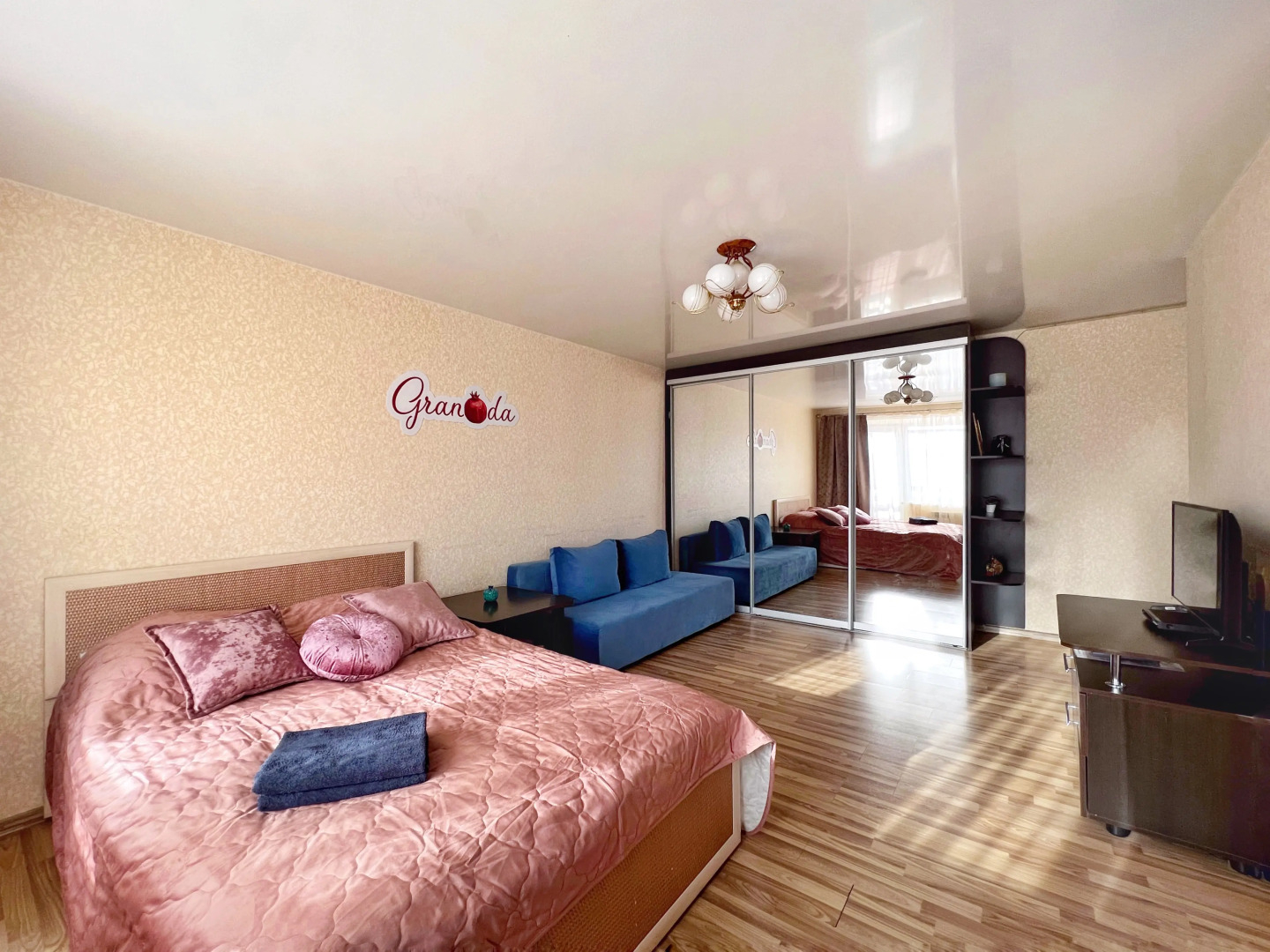 Апартаменты Granada Студия в Самом Центре Города Рядом с Набережной