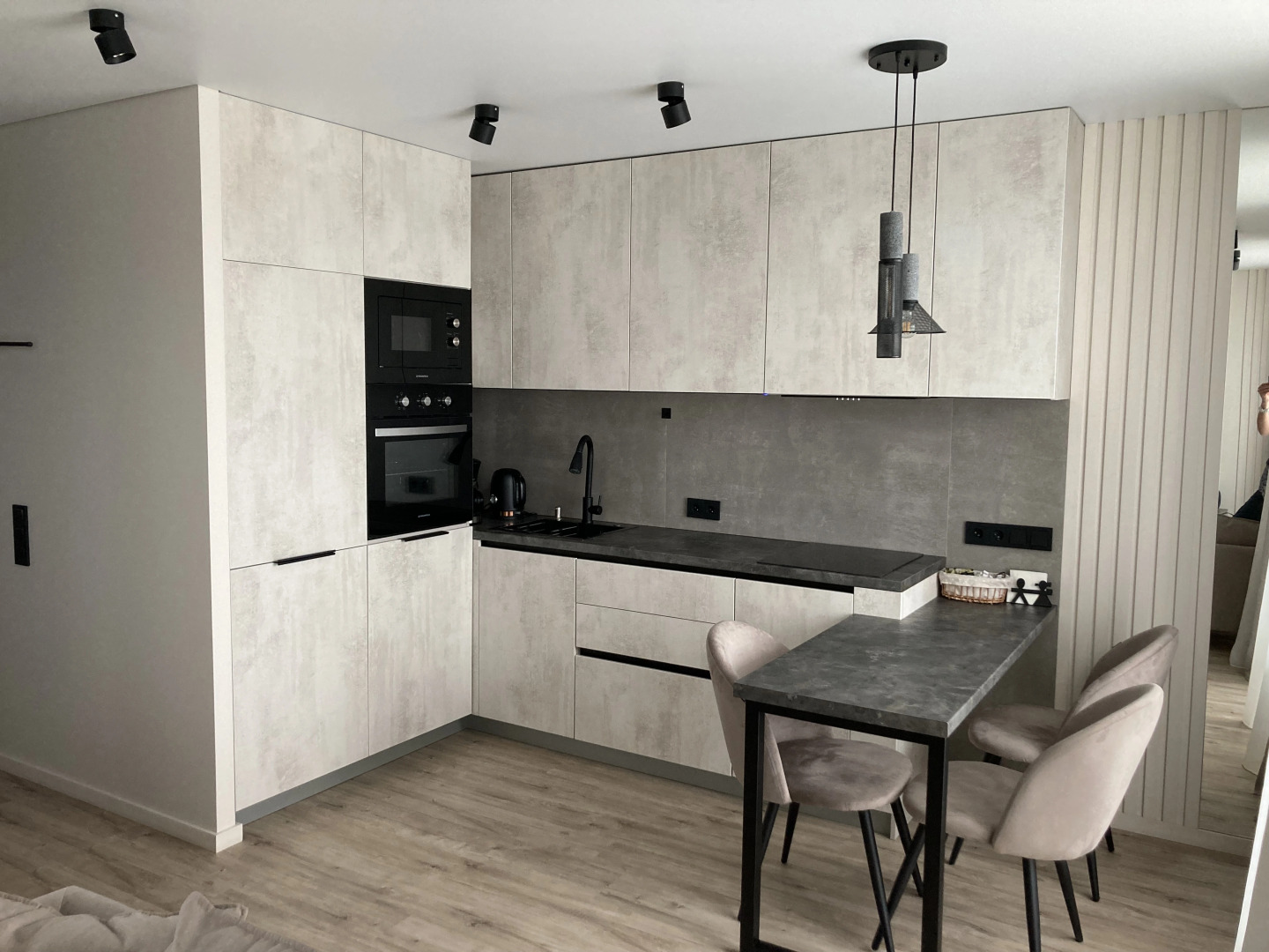 Апартаменты Midea 223