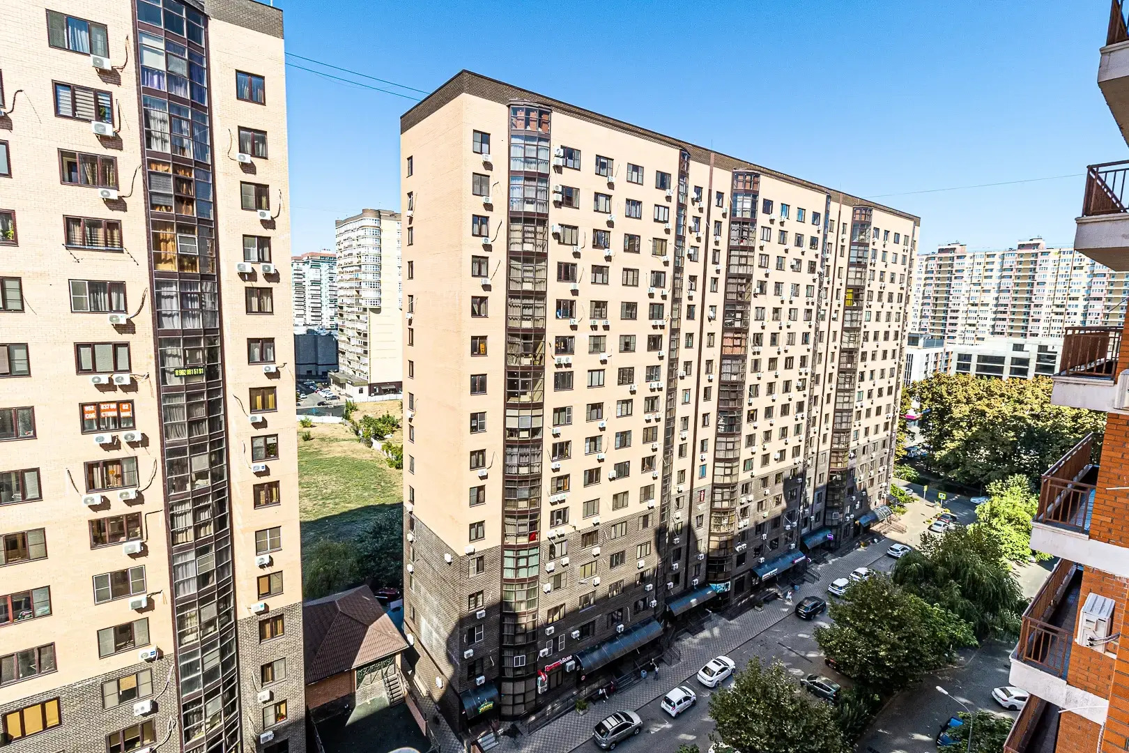 Квартира Двухкомнатная недалеко от парка Галицкого