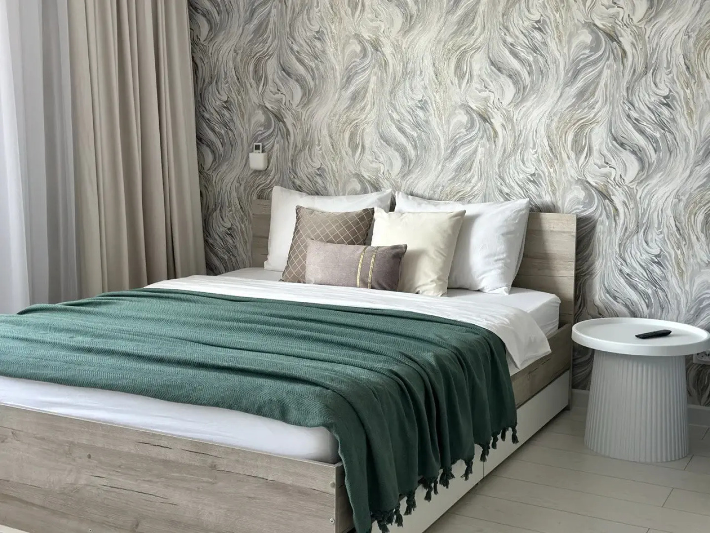 Апартаменты Премьер Апарт Уютные на Никулина рядом с заводом