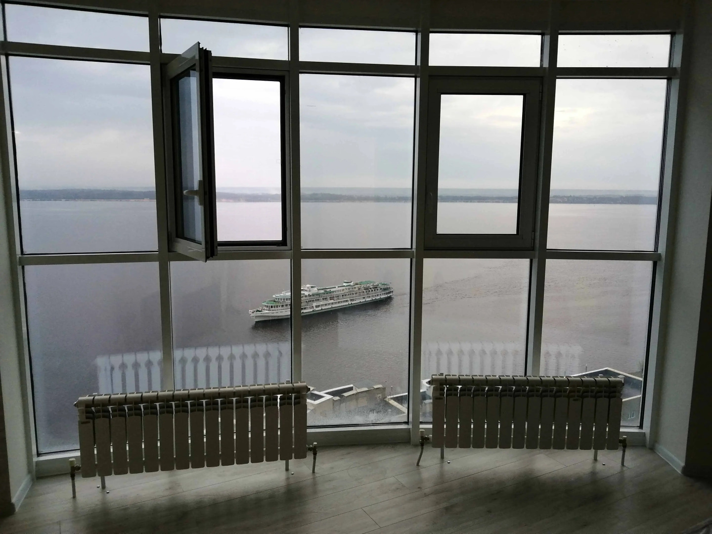 Квартира на набережной в центре города