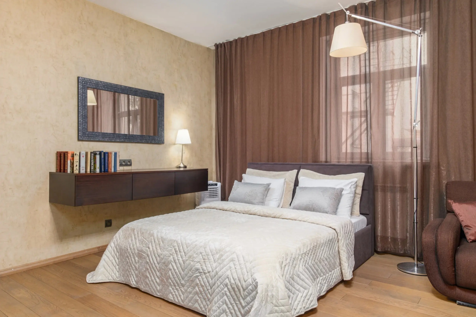 Апартаменты DeLuxe-2 BR у Исаакиевского собора